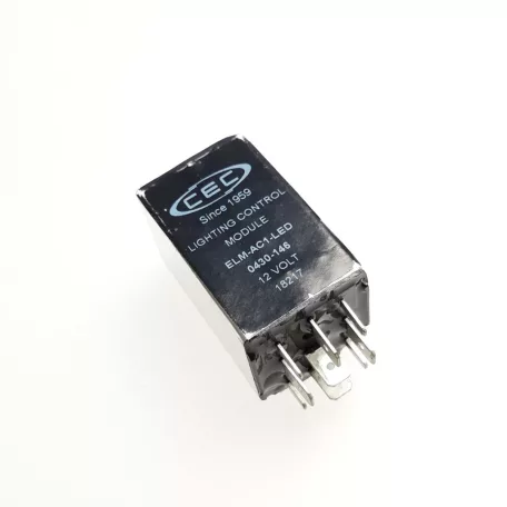 VILLOGÓ, IRÁNYJELZŐ-VEZETETT FÓLIA