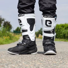 https://www.aspshop.eu/x-legend-white-black