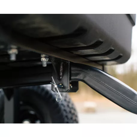 SHARK ATV / QUAD UTÁNFUTÓ KERT 300 FEKETE oldalfalmagasítóval