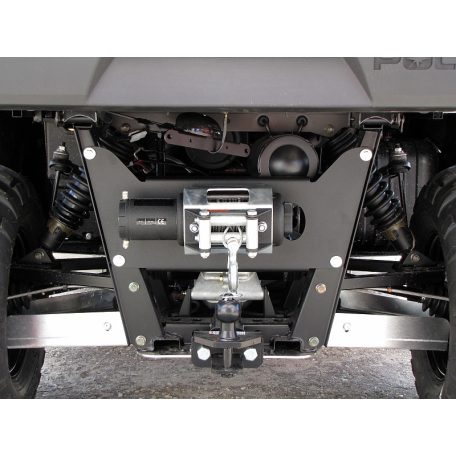 Hátsó csörlőre szerelhető munkaeszköz tartó adapterek: Polaris Ranger 400 / EV