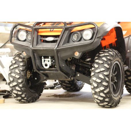 Első csörlőre szerelhető munkaeszköz tartó adapterek: TGB 550 Blade