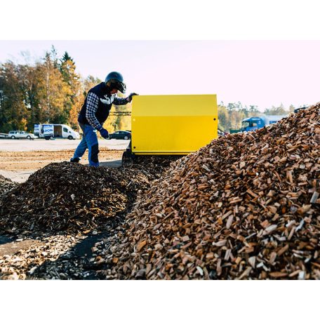 seprőgép gyűjtőtartállyal atv-hez utv-hez ( B&S 6,5hp )